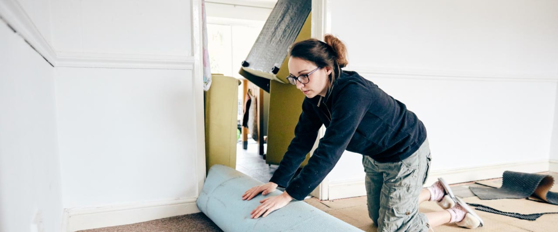 How to Prepare House for Carpet Removal Service